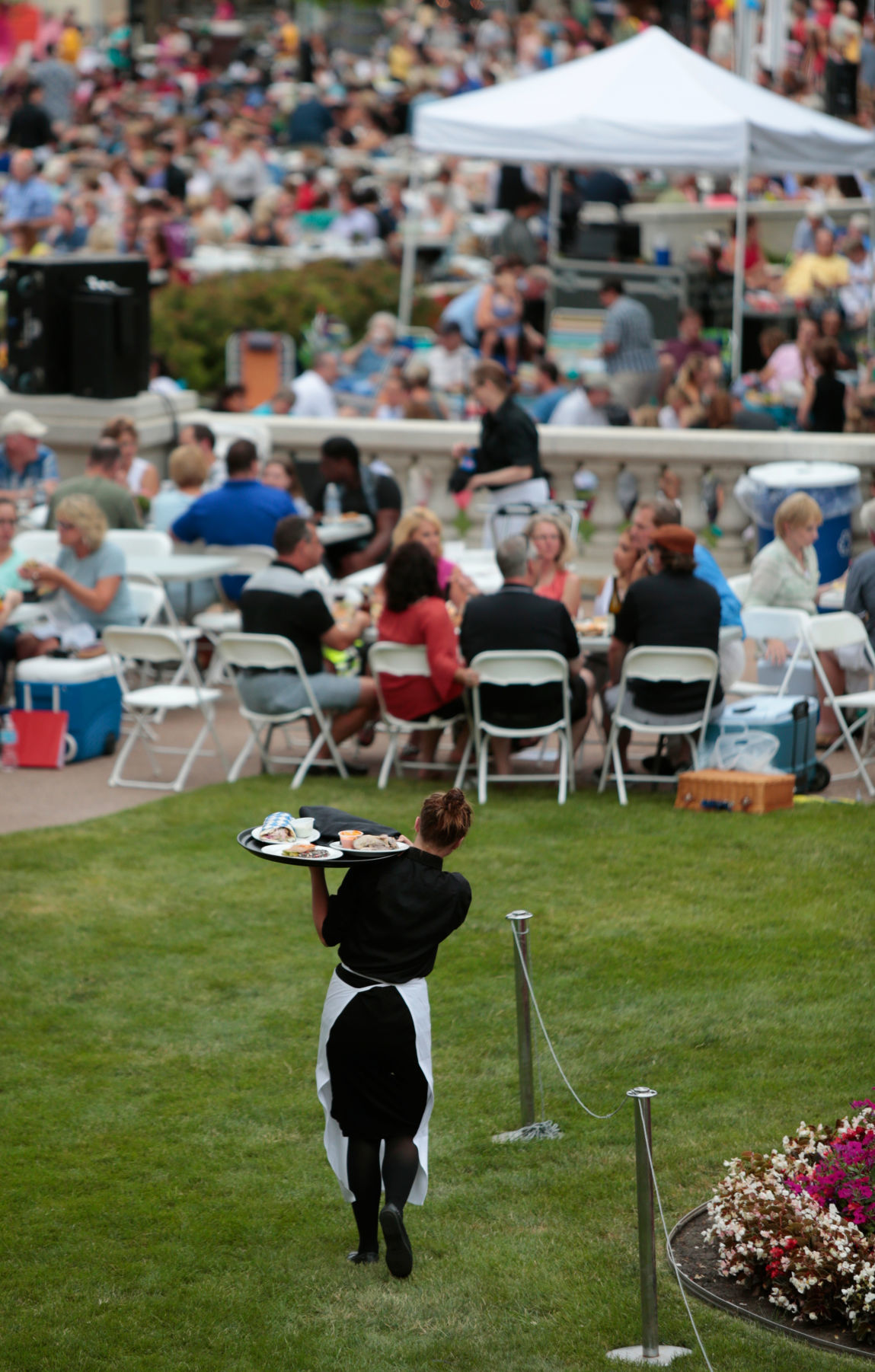 Concerts on the Square 2016
